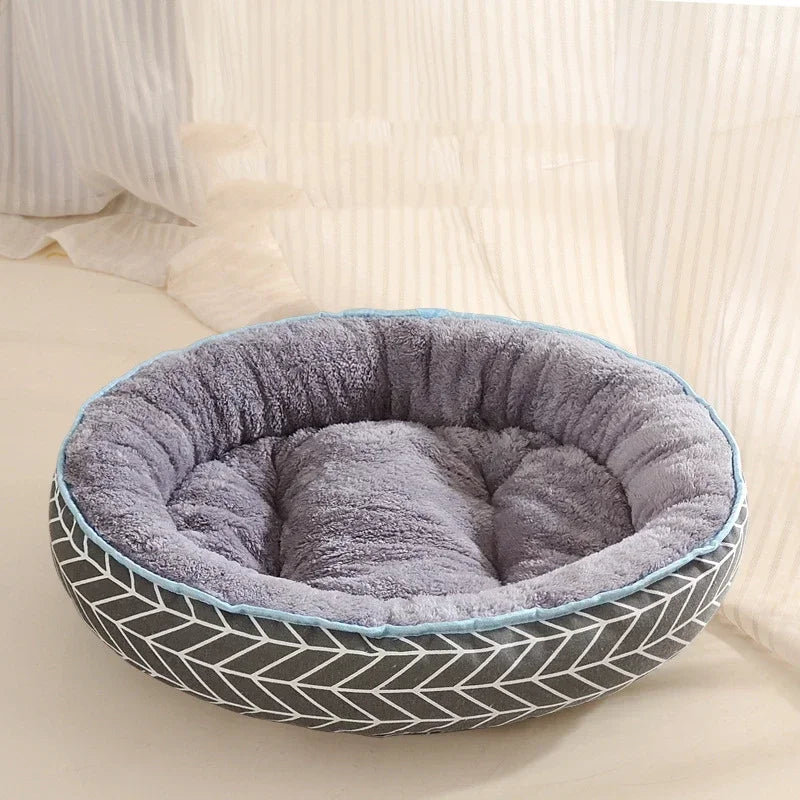 Double-Sided Soft Cotton Dog Bed – Washable, Warm & Cozy for Small & Medium Dogs